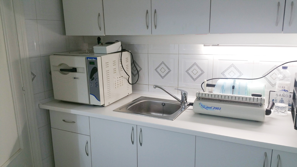 consulta clínica dental esterilización
